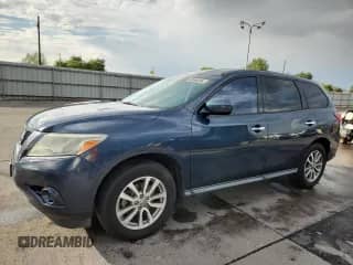 2013 Nissan Pathfinder SL with VIN 5N1AR2MM9DC674070, listed as a Copart auction lot 69596885 with 121,972 mi miles and Salvage title. Bid and sale history available at DreamBid. Image 1.