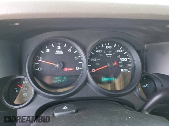 2008 GMC Sierra 1500 Work Truck с VIN 1GTEC14C68Z901422, выставлен на аукционе Copart как лот 52597695 с пробегом 176 457 миль миль и Чистый • Clean title. История ставок и продаж доступна на DreamBid. Изображение 10.