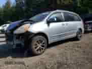 2004 Toyota Sienna XLE z VIN 5TDZA22C84S156121, wystawiony jako Copart lot #81265855 z przebiegiem Nie podano mil oraz Szkoda całkowita • Salvage title. Historia ofert i sprzedaży dostępna na DreamBid. Obrazek 1.