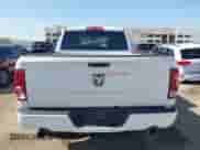 2013 Ram 1500 Express z VIN 1C6RR6FT2DS500566, wystawiony jako IAAI lot #42860442 z przebiegiem 198 907 mil mil oraz . Historia ofert i sprzedaży dostępna na DreamBid. Obrazek 16.