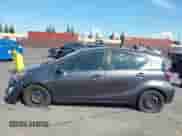 2015 Toyota Prius One z VIN JTDKDTB38F1111002, wystawiony jako IAAI lot #43250745 z przebiegiem 229 161 mil mil oraz . Historia ofert i sprzedaży dostępna na DreamBid. Obrazek 14.