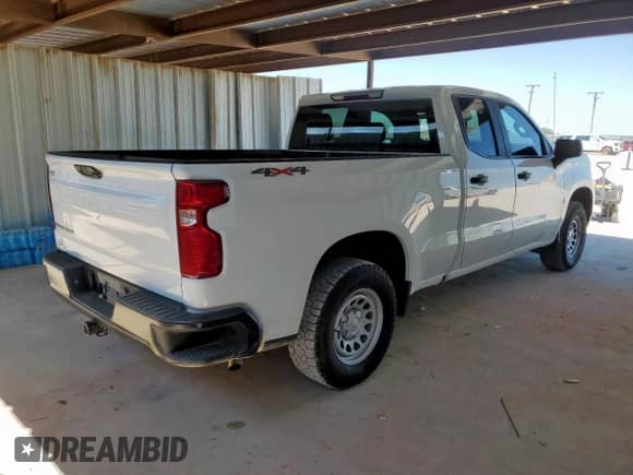 2023 Chevrolet Silverado 1500 Work Truck z VIN 1GCRDAED3PZ139526, wystawiony jako Copart lot #71287765 z przebiegiem 73 607 mil mil oraz Czysty tytuł • Clean title. Historia ofert i sprzedaży dostępna na DreamBid. Obrazek 3.