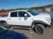 2013 Toyota Tundra Limited с VIN 5TFHW5F12DX312459, выставлен на аукционе IAAI как лот 41303176 с пробегом 289 393 миль миль и . История ставок и продаж доступна на DreamBid. Изображение 13.