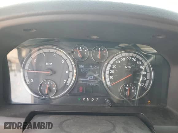 2011 Ram 1500 SLT с VIN 1D7RB1CP4BS577868, выставлен на аукционе Copart как лот 82217085 с пробегом 229 329 миль миль и Списание • Salvage title. История ставок и продаж доступна на DreamBid. Изображение 9.