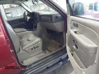 2005 Chevrolet Tahoe Z71 с VIN 1GNEK13T95R122409, выставлен на аукционе IAAI как лот 43283828 с пробегом 284 663 миль миль и . История ставок и продаж доступна на DreamBid. Изображение 5.