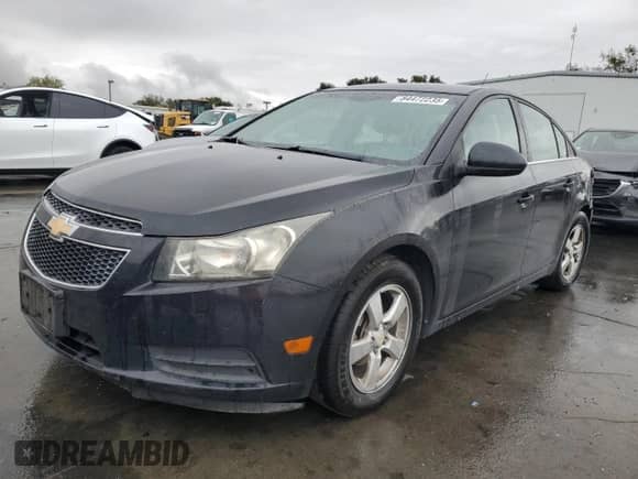 2011 Chevrolet Cruze 1LT с VIN 1G1PF5S95B7189138, выставлен на аукционе Copart как лот 84472235 с пробегом 171 847 миль миль и Списание • Salvage title. История ставок и продаж доступна на DreamBid. Изображение 1.