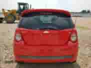 2011 Chevrolet Aveo 2LT z VIN KL1TG6DE0BB120591, wystawiony jako Copart lot #67136855 z przebiegiem 123 680 mil mil oraz Czysty tytuł • Clean title. Historia ofert i sprzedaży dostępna na DreamBid. Obrazek 6.
