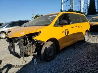 2017 Toyota Sienna L with VIN 5TDZZ3DC9HS868297, listed as a Copart auction lot 84994275 with Not provided miles and Clean title. Bid and sale history available at DreamBid. Image 1.