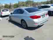 2019 BMW 5 Series 530e xDrive z VIN WBAJB1C52KB376389, wystawiony jako IAAI lot #42918926 z przebiegiem Nie podano mil oraz . Historia ofert i sprzedaży dostępna na DreamBid. Obrazek 3.