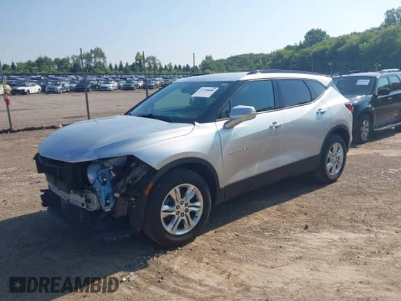 2021 Chevrolet Blazer LT с VIN 3GNKBDRS5MS537807, выставлен на аукционе IAAI как лот 42730060 с пробегом 100 627 миль миль и . История ставок и продаж доступна на DreamBid. Изображение 2.