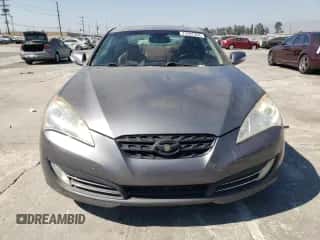 2010 Hyundai Genesis Coupe с VIN KMHHU6KH6AU035368, выставлен на аукционе Copart как лот 73397354 с пробегом 111 427 миль миль и Чистый • Clean title. История ставок и продаж доступна на DreamBid. Изображение 5.