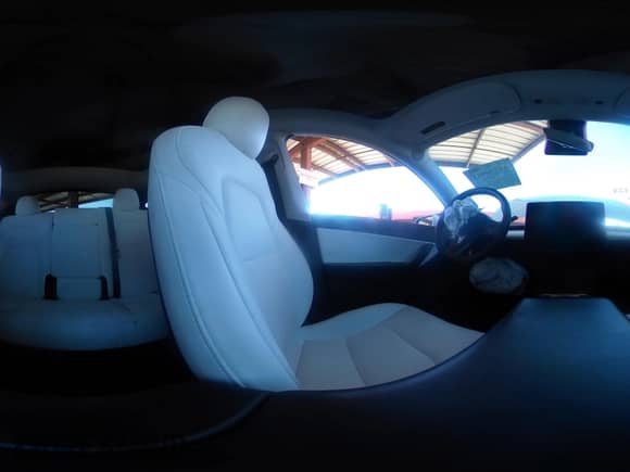 2021 Tesla Model Y Long Range с VIN 5YJYGDEE2MF161838, выставлен на аукционе IAAI как лот 43250955 с пробегом 97 847 миль миль и . История ставок и продаж доступна на DreamBid. Изображение 18.