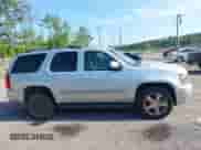 2013 Chevrolet Tahoe LT with VIN 1GNSKBE04DR255492, listed as a IAAI auction lot 42795132 with 288,535 mi miles and . Bid and sale history available at DreamBid. Image 13.