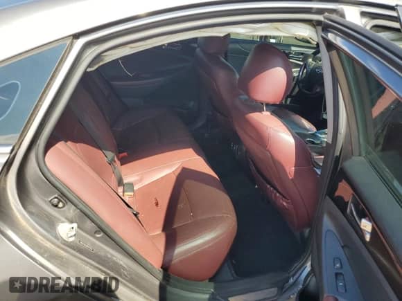 2011 Hyundai Sonata Limited с VIN 5NPEC4AC2BH272732, выставлен на аукционе Copart как лот 81110195 с пробегом 141 595 миль миль и Списание • Salvage title. История ставок и продаж доступна на DreamBid. Изображение 10.