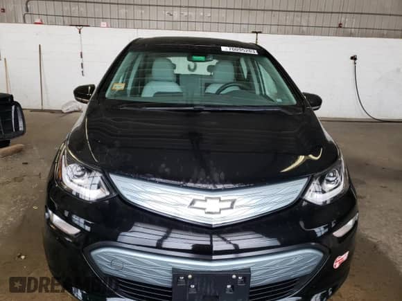 2017 Chevrolet Bolt EV LT z VIN 1G1FW6S01H4149281, wystawiony jako Copart lot #70095203 z przebiegiem 95 299 mil mil oraz . Historia ofert i sprzedaży dostępna na DreamBid. Obrazek 5.