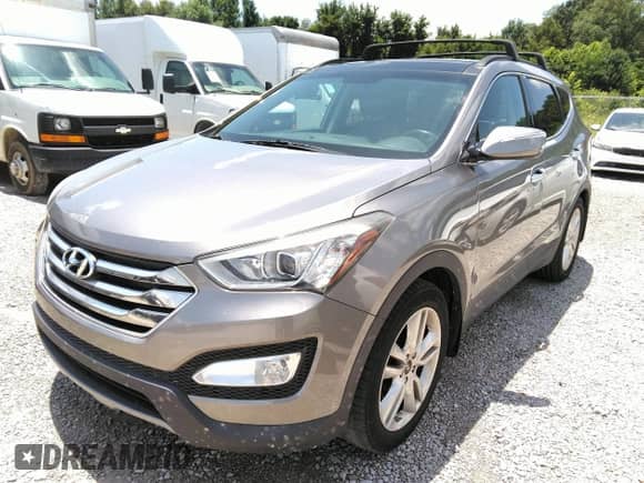 2016 Hyundai Santa Fe с VIN 5XYZW4LA3GG315347, выставлен на аукционе IAAI как лот 42560428 с пробегом 79 789 миль миль и . История ставок и продаж доступна на DreamBid. Изображение 17.