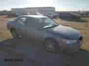 2000 Toyota Camry LE z VIN 4T1BF22K3YU094084, wystawiony jako Copart lot #87425025 z przebiegiem 122 031 mil mil oraz Czysty tytuł • Clean title. Historia ofert i sprzedaży dostępna na DreamBid. Obrazek 4.