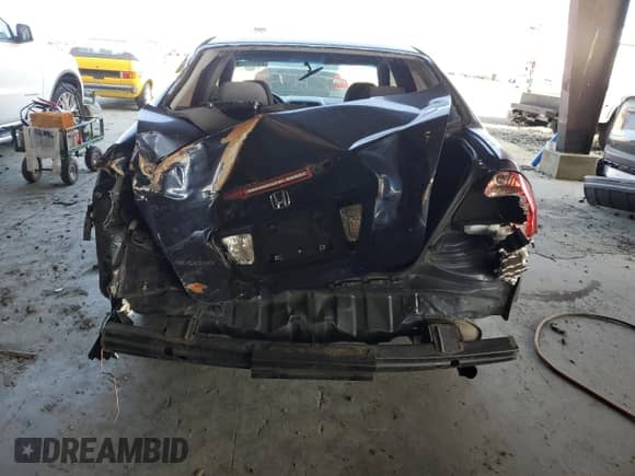 2006 Honda Accord VP с VIN JHMCM56146C002385, выставлен на аукционе Copart как лот 84205485 с пробегом 155 322 миль миль и Списание • Salvage title. История ставок и продаж доступна на DreamBid. Изображение 6.