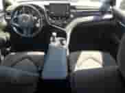 2023 Toyota Camry LE z VIN 4T1C11AK8PU829929, wystawiony jako Copart lot #71752915 z przebiegiem 49 591 mil mil oraz Szkoda całkowita • Salvage title. Historia ofert i sprzedaży dostępna na DreamBid. Obrazek 8.