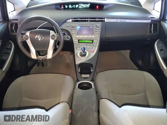 2013 Toyota Prius with VIN JTDKN3DP8D3045615, listed as a Copart auction lot 81117475 with 183,522 mi miles and Clean title. Bid and sale history available at DreamBid. Image 8.