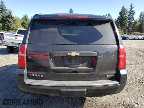 2018 Chevrolet Tahoe Premier с VIN 1GNSKCKC6JR170802, выставлен на аукционе Copart как лот 85735285 с пробегом 111 681 миль миль и Списание • Salvage title. История ставок и продаж доступна на DreamBid. Изображение 6.