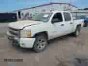 2010 Chevrolet Silverado 1500 LT z VIN 3GCRKSE34AG293723, wystawiony jako IAAI lot #43017546 z przebiegiem 161 206 mil mil oraz . Historia ofert i sprzedaży dostępna na DreamBid. Obrazek 23.