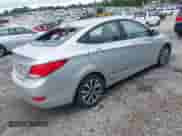 2017 Hyundai Accent SE с VIN KMHCT4AE8HU338154, выставлен на аукционе IAAI как лот 42547027 с пробегом 51 827 миль миль и . История ставок и продаж доступна на DreamBid. Изображение 4.