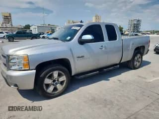 2011 Chevrolet Silverado 1500 LT with VIN 1GCRCSE01BZ139023, listed as a Copart auction lot 80940845 with 168,612 mi miles and Clean title. Bid and sale history available at DreamBid. Image 1.