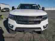 2017 Chevrolet Colorado 4WD LT z VIN 1GCPTCE17H1211727, wystawiony jako Copart lot #82341295 z przebiegiem 82 499 mil mil oraz Szkoda całkowita • Salvage title. Historia ofert i sprzedaży dostępna na DreamBid. Obrazek 5.