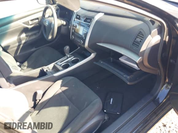 2015 Nissan Altima S z VIN 1N4AL3AP6FN920788, wystawiony jako IAAI lot #43389965 z przebiegiem 152 687 mil mil oraz . Historia ofert i sprzedaży dostępna na DreamBid. Obrazek 5.