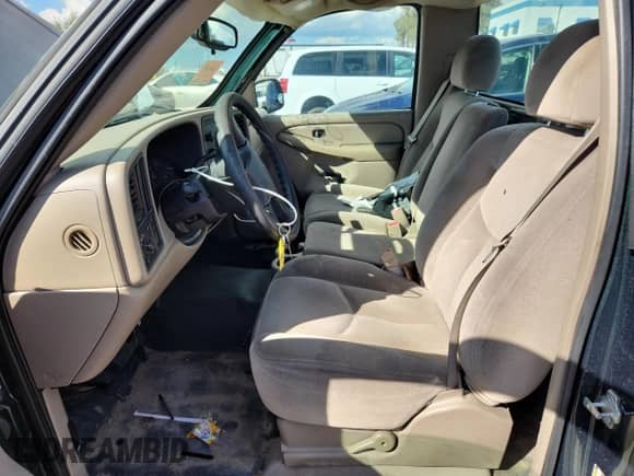2005 GMC Sierra 1500 Work Truck with VIN 1GTEC14X25Z268786, listed as a Copart auction lot 81259355 with 82,352 mi miles and Salvage title. Bid and sale history available at DreamBid. Image 7.