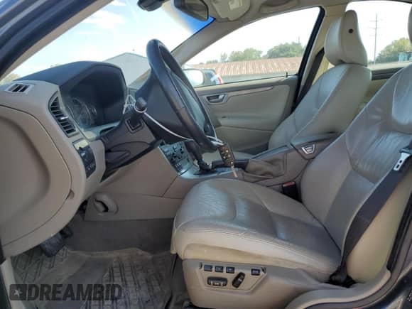 2008 Volvo S60 2.5T с VIN YV1RH592082688075, выставлен на аукционе Copart как лот 71252475 с пробегом 185 891 миль миль и Списание • Salvage title. История ставок и продаж доступна на DreamBid. Изображение 7.