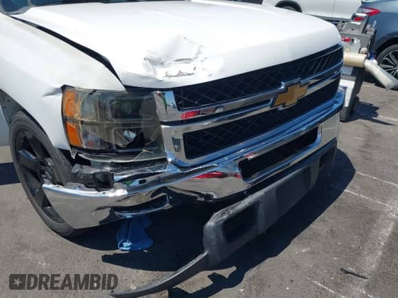 2011 Chevrolet Silverado 1500 Work Truck с VIN 1GCNCPEX1BZ287889, выставлен на аукционе IAAI как лот 43017052 с пробегом 156 061 миль миль и . История ставок и продаж доступна на DreamBid. Изображение 6.
