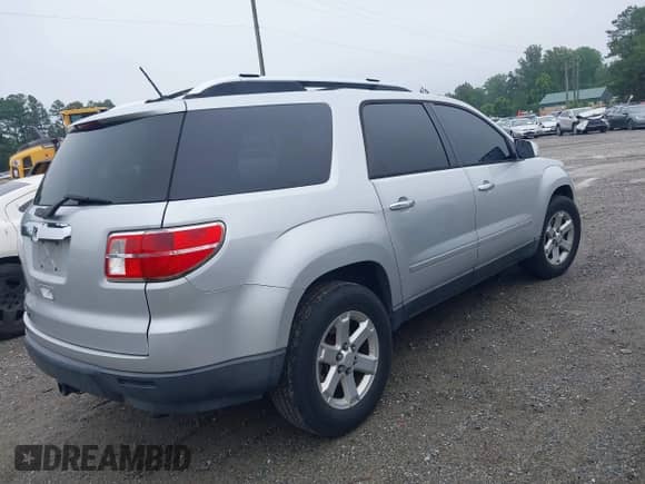 2009 Saturn Outlook XE with VIN 5GZER13D99J122250, listed as a IAAI auction lot 42508855 with 217,902 mi miles and . Bid and sale history available at DreamBid. Image 4.