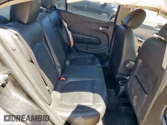 2018 Chevrolet Sonic Premier с VIN 1G1JF5SB5J4105070, выставлен на аукционе Copart как лот 65957435 с пробегом 94 925 миль миль и Списание • Salvage title. История ставок и продаж доступна на DreamBid. Изображение 10.