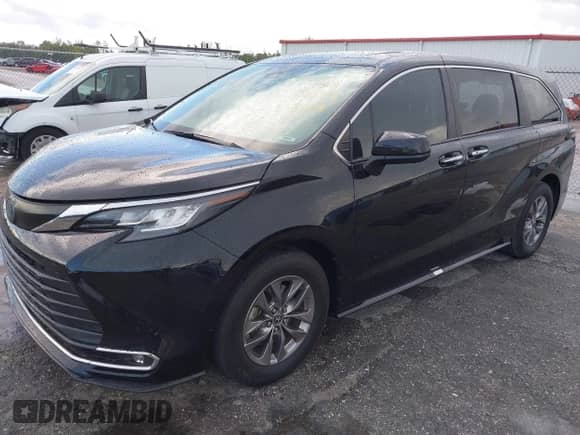 2023 Toyota Sienna XLE with VIN 5TDYRKEC2PS153204, listed as a IAAI auction lot 43239894 with 42,101 mi miles and . Bid and sale history available at DreamBid. Image 17.