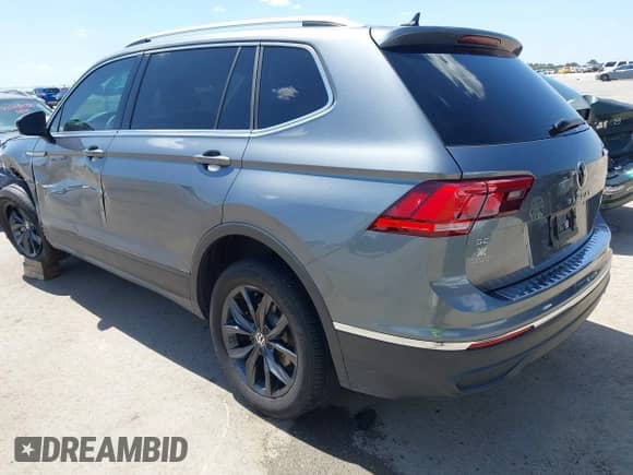 2024 Volkswagen Tiguan SE с VIN 3VV3B7AX5RM049198, выставлен на аукционе IAAI как лот 42885319 с пробегом 15 410 миль миль и . История ставок и продаж доступна на DreamBid. Изображение 3.