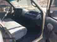 1996 Chevrolet Silverado 3500 с VIN 1GCGC34R1TE222151, выставлен на аукционе IAAI как лот 43496136 с пробегом 236 205 миль миль и . История ставок и продаж доступна на DreamBid. Изображение 5.