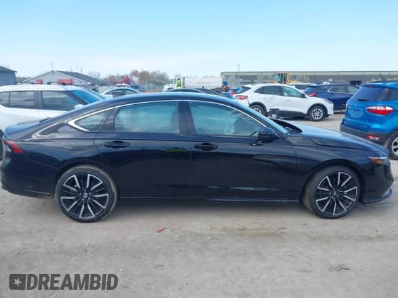 2025 Honda Accord Touring with VIN 1HGCY2F83SA040490, listed as a IAAI auction lot 42112974 with 1,578 mi miles and . Bid and sale history available at DreamBid. Image 13.