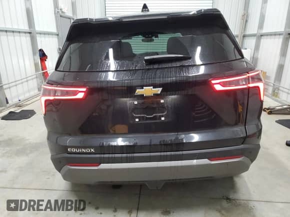 2025 Chevrolet Equinox FWD LT z VIN 3GNAXHEG8SL206362, wystawiony jako Copart lot #53269945 z przebiegiem Nie podano mil oraz Czysty tytuł • Clean title. Historia ofert i sprzedaży dostępna na DreamBid. Obrazek 6.