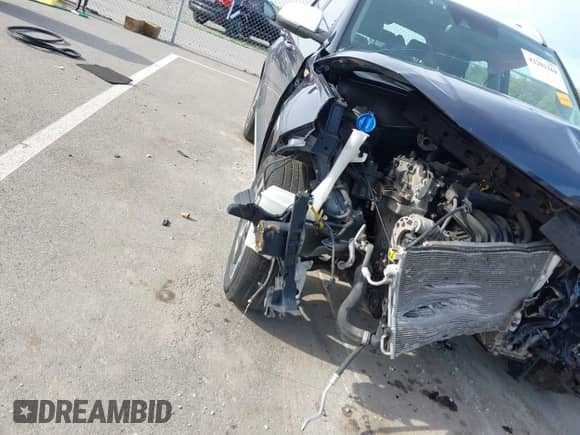 2021 Hyundai Venue SEL с VIN KMHRC8A37MU092272, выставлен на аукционе IAAI как лот 42202264 с пробегом 205 413 миль миль и . История ставок и продаж доступна на DreamBid. Изображение 17.