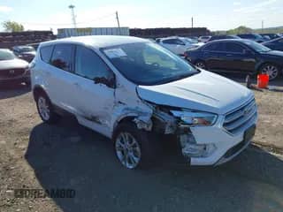 2017 Ford Escape SE with VIN 1FMCU9GD1HUE75803, listed as a IAAI auction lot 43172761 with 27,469 mi miles and . Bid and sale history available at DreamBid. Image 1.