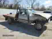 1992 Dodge D/W 250 with VIN 1B7KM26C0NS501198, listed as a Copart auction lot 50317475 with 269,473 mi miles and Salvage title. Bid and sale history available at DreamBid. Image 4.