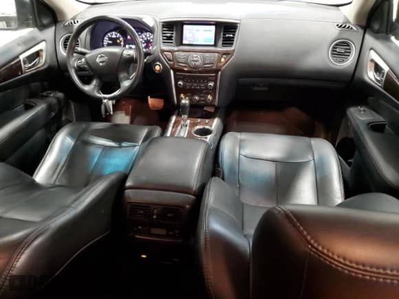 2013 Nissan Pathfinder S with VIN 5N1AR2MNXDC658727, listed as a Copart auction lot 89555925 with 175,215 mi miles and Clean title. Bid and sale history available at DreamBid. Image 8.