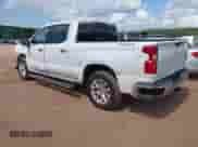 2021 Chevrolet Silverado 1500 LTZ z VIN 1GCUYGED4MZ315111, wystawiony jako IAAI lot #42439111 z przebiegiem 137 650 mil mil oraz . Historia ofert i sprzedaży dostępna na DreamBid. Obrazek 3.