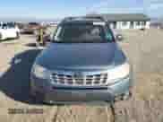 2012 Subaru Forester X Limited z VIN JF2SHBEC5CH452002, wystawiony jako Copart lot #81769135 z przebiegiem 139 001 mil mil oraz Czysty tytuł • Clean title. Historia ofert i sprzedaży dostępna na DreamBid. Obrazek 5.