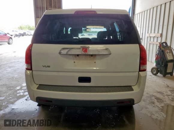 2007 Saturn VUE I4 with VIN 5GZCZ23DX7S807121, listed as a Copart auction lot 58777405 with 154,158 mi miles and Clean title. Bid and sale history available at DreamBid. Image 6.