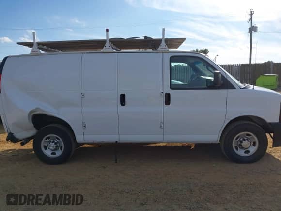 2021 Chevrolet Express Cargo с VIN 1GCWGAFP4M1181314, выставлен на аукционе IAAI как лот 43277199 с пробегом 46 867 миль миль и . История ставок и продаж доступна на DreamBid. Изображение 13.