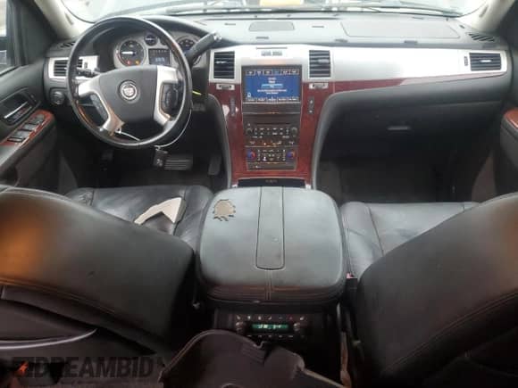 2011 Cadillac Escalade with VIN 1GYS3AEF8BR373394, listed as a Copart auction lot 65965245 with 161,724 mi miles and Clean title. Bid and sale history available at DreamBid. Image 8.