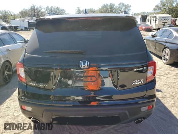 2021 Honda Passport Elite с VIN 5FNYF8H08MB035431, выставлен на аукционе Copart как лот 82341434 с пробегом 37 765 миль миль и Списание • Salvage title. История ставок и продаж доступна на DreamBid. Изображение 6.